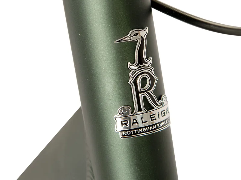 Raleigh Pioneer Grand Tour Hybrid Bike in Green-7